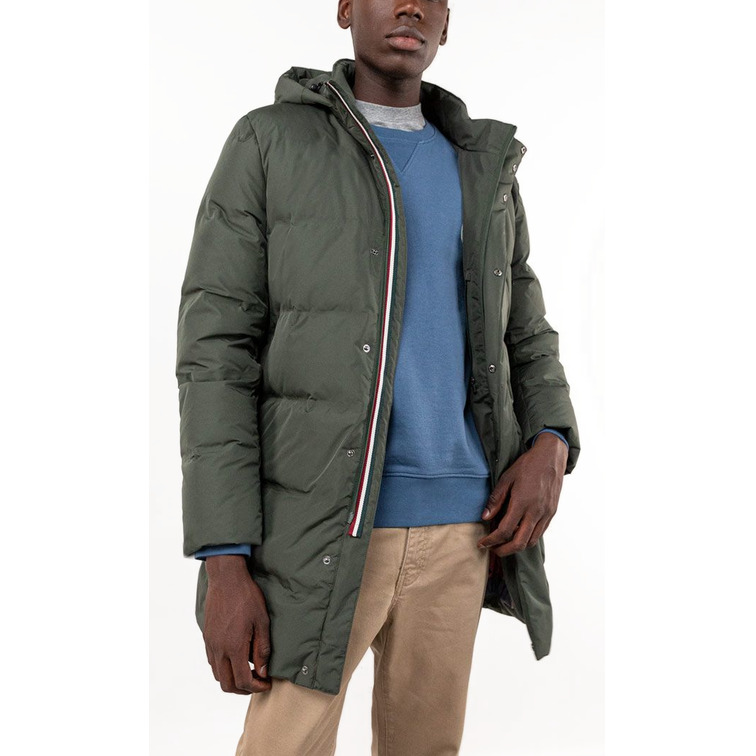 homme manteau largo plumas verde u